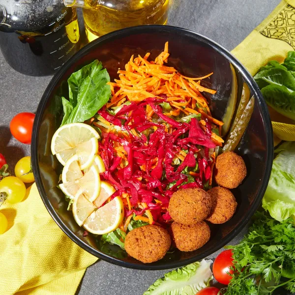 Falafel Salata